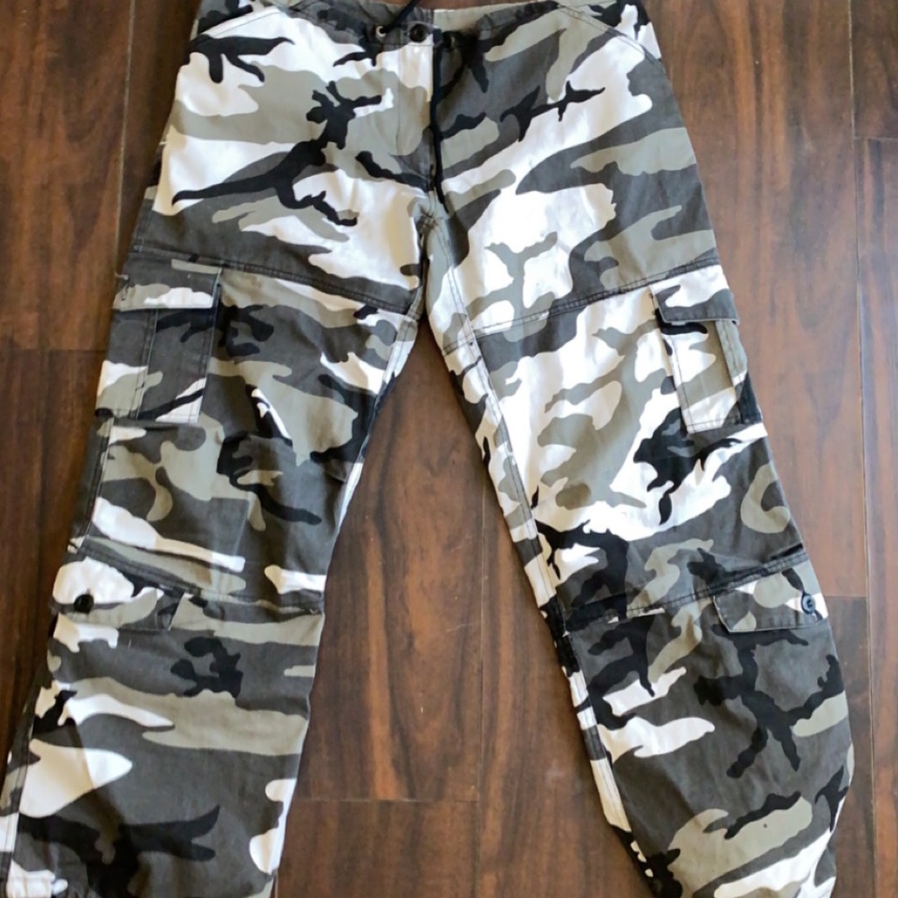 Black White and Grey cargo pants size M